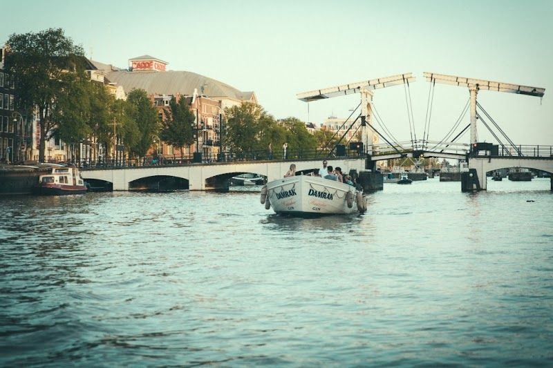 Friendship Amsterdam