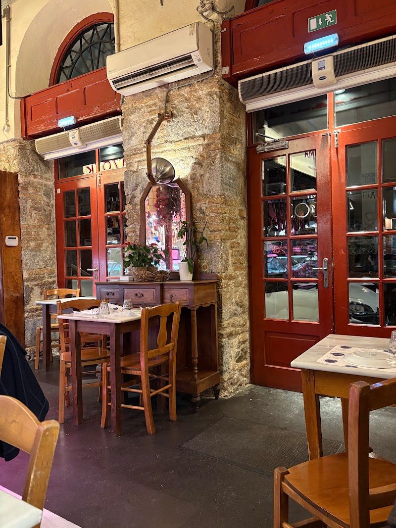 Ta Karamanlidika Tou Fani