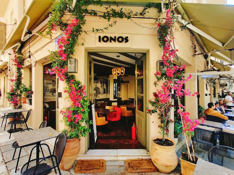 Oineas Restaurant