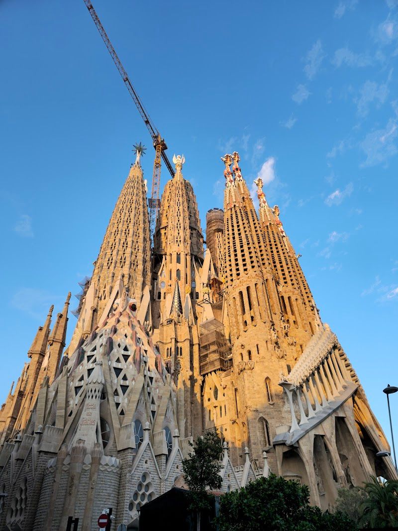 Sagrada Familia in the city