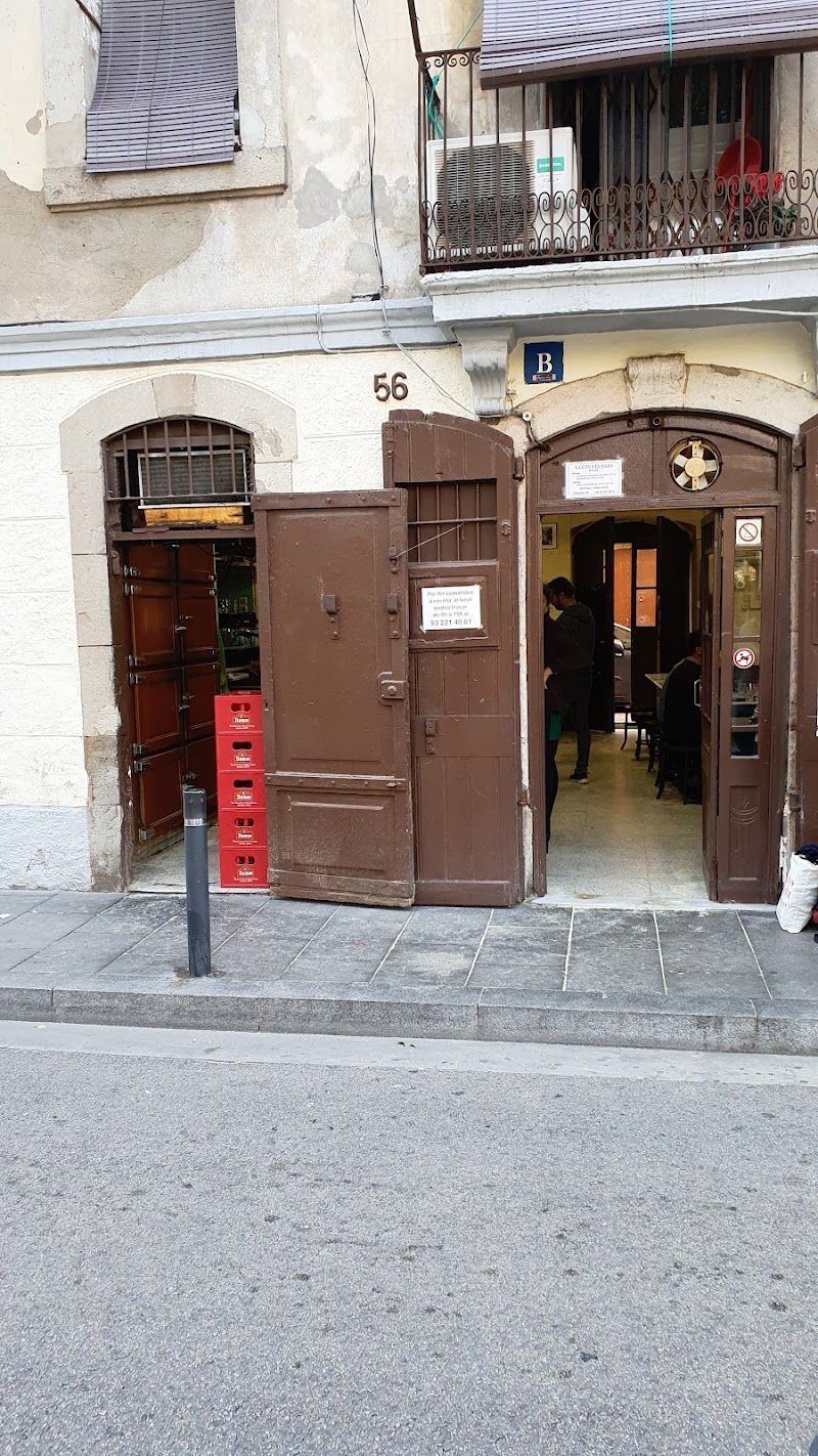 La Cova Fumada in the city