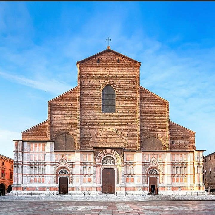 Piazza Maggiore and Basilica di San Petronio