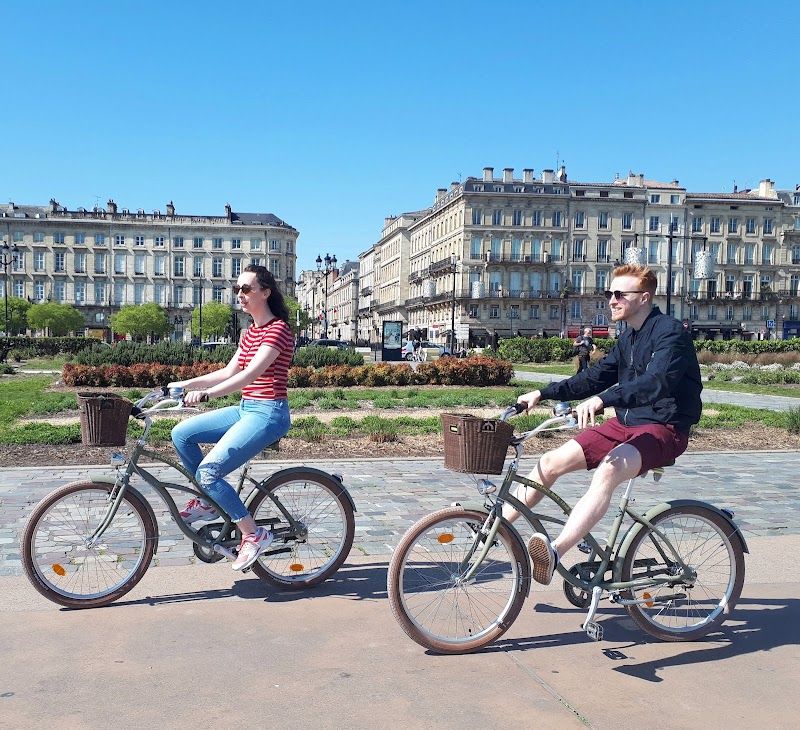 Bordeaux city bike tour