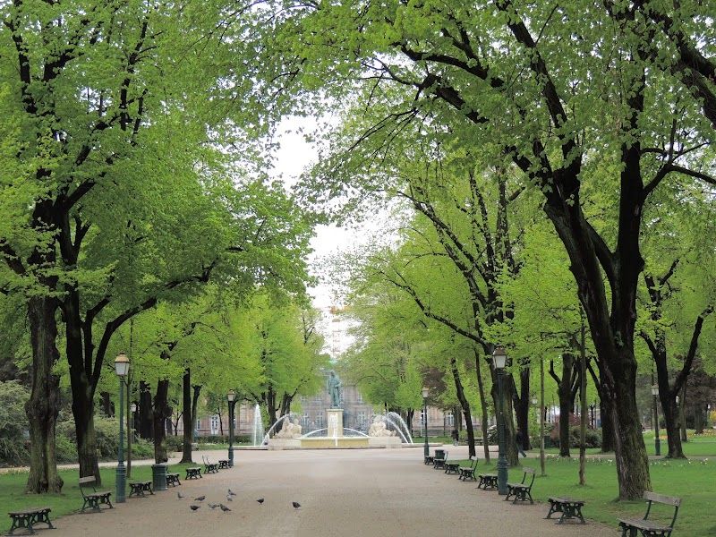 Petite Venise & Old Town