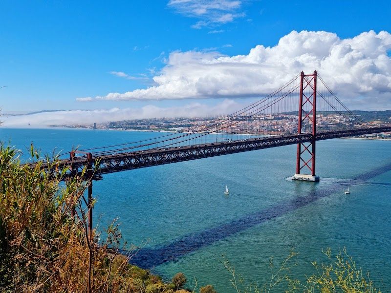 Ponte 25 de Abril