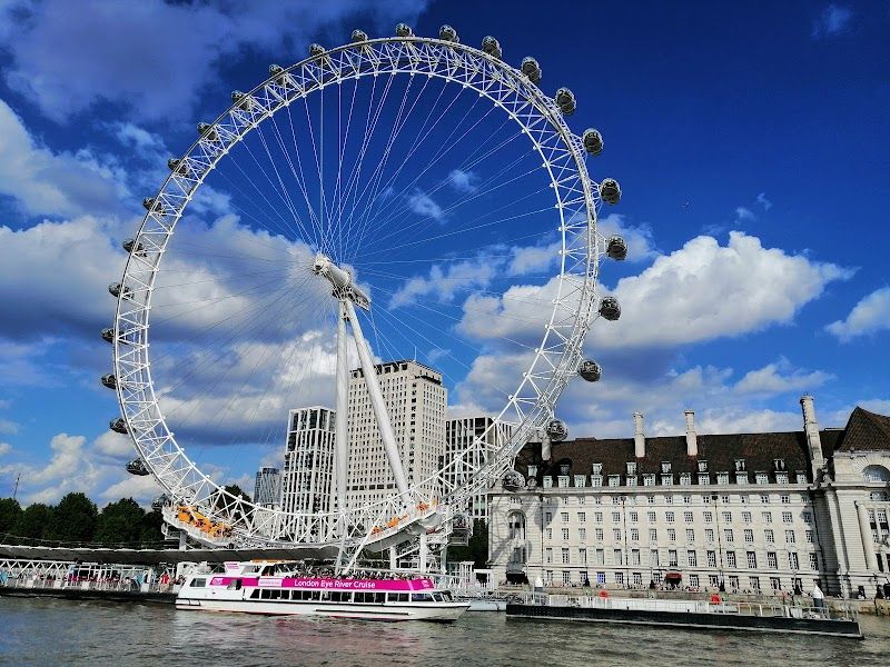 City Cruises Thames Dinner Cruise