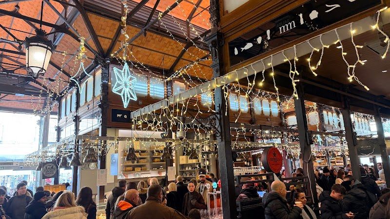 Mercado de San Miguel Food Tour