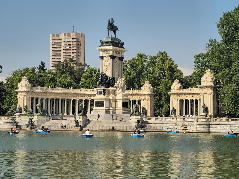 Retiro Park (Parque del Buen Retiro)