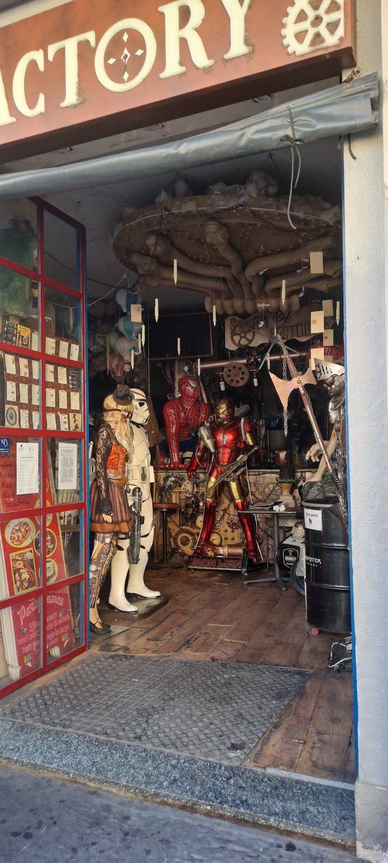 Mercatone dell'Antiquariato di Naviglio Grande