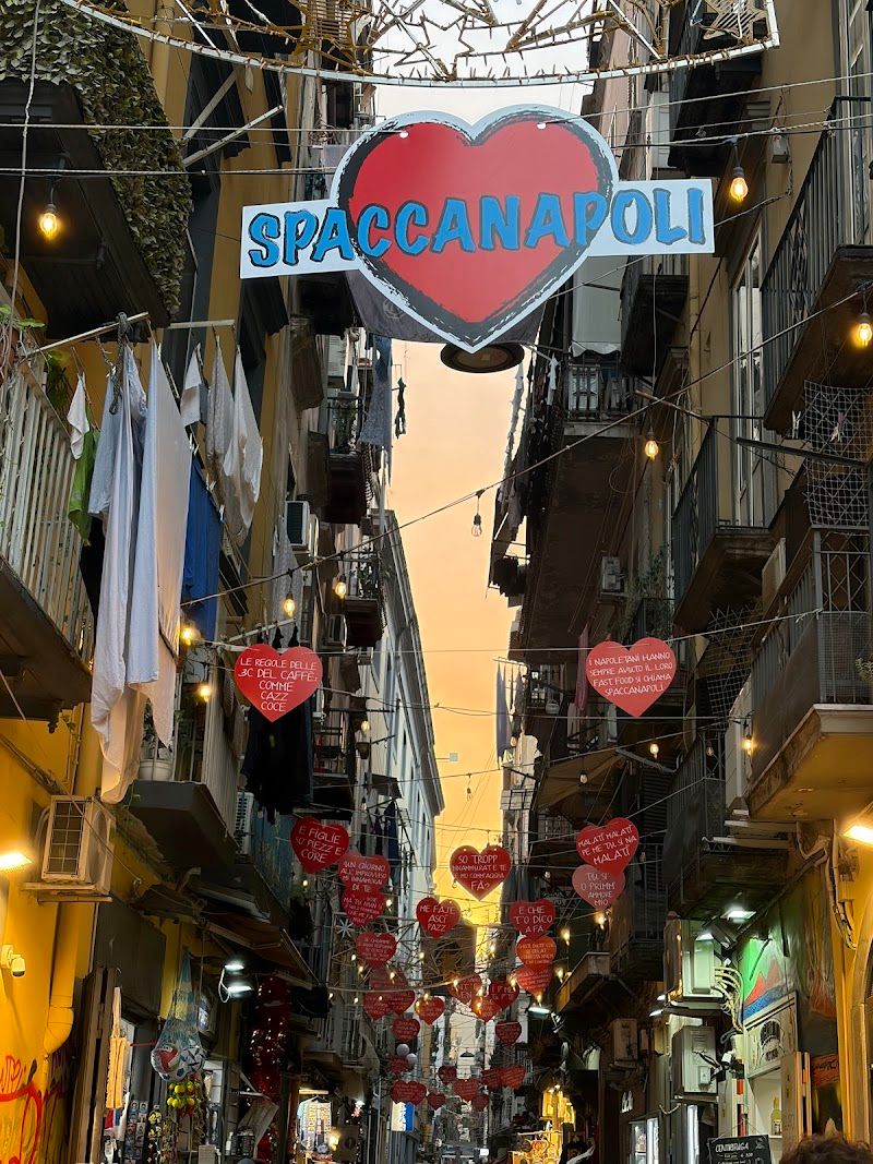 Spaccanapoli Walk