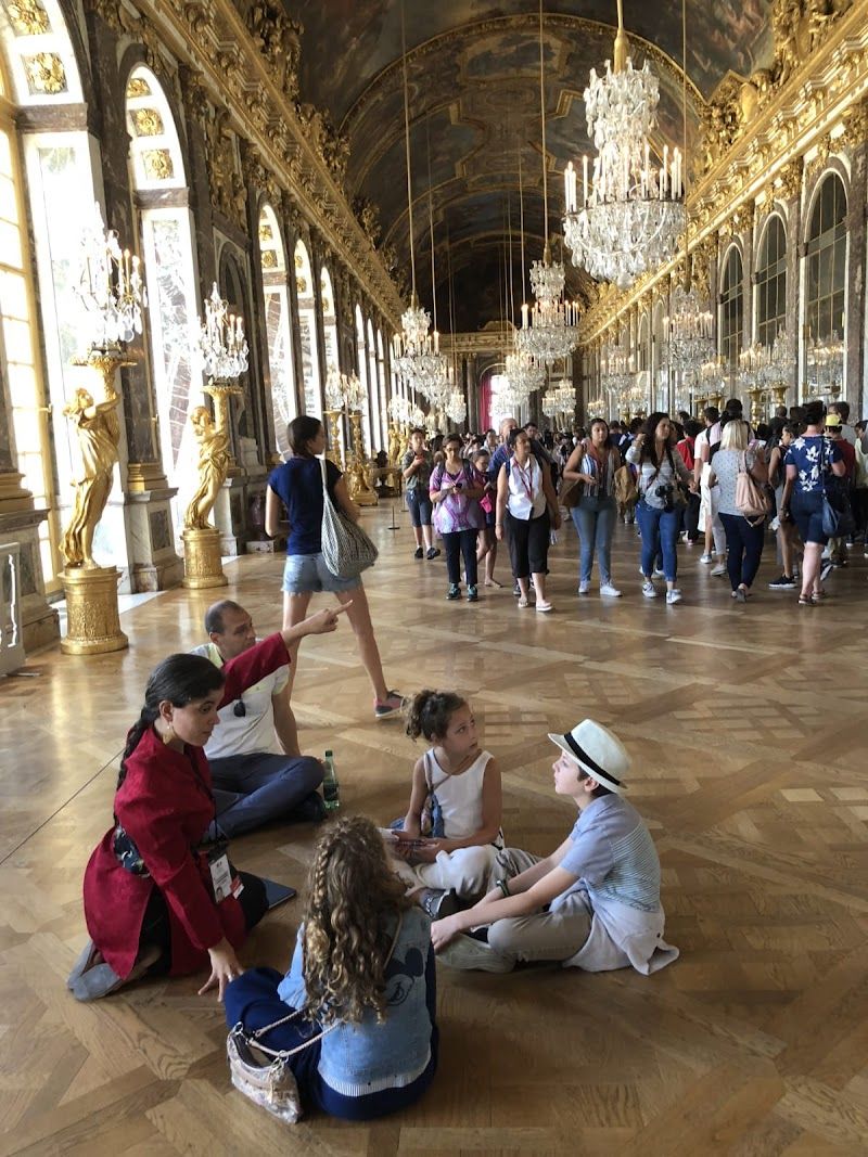 Meet The Locals - Paris, London & Rome Family Tours