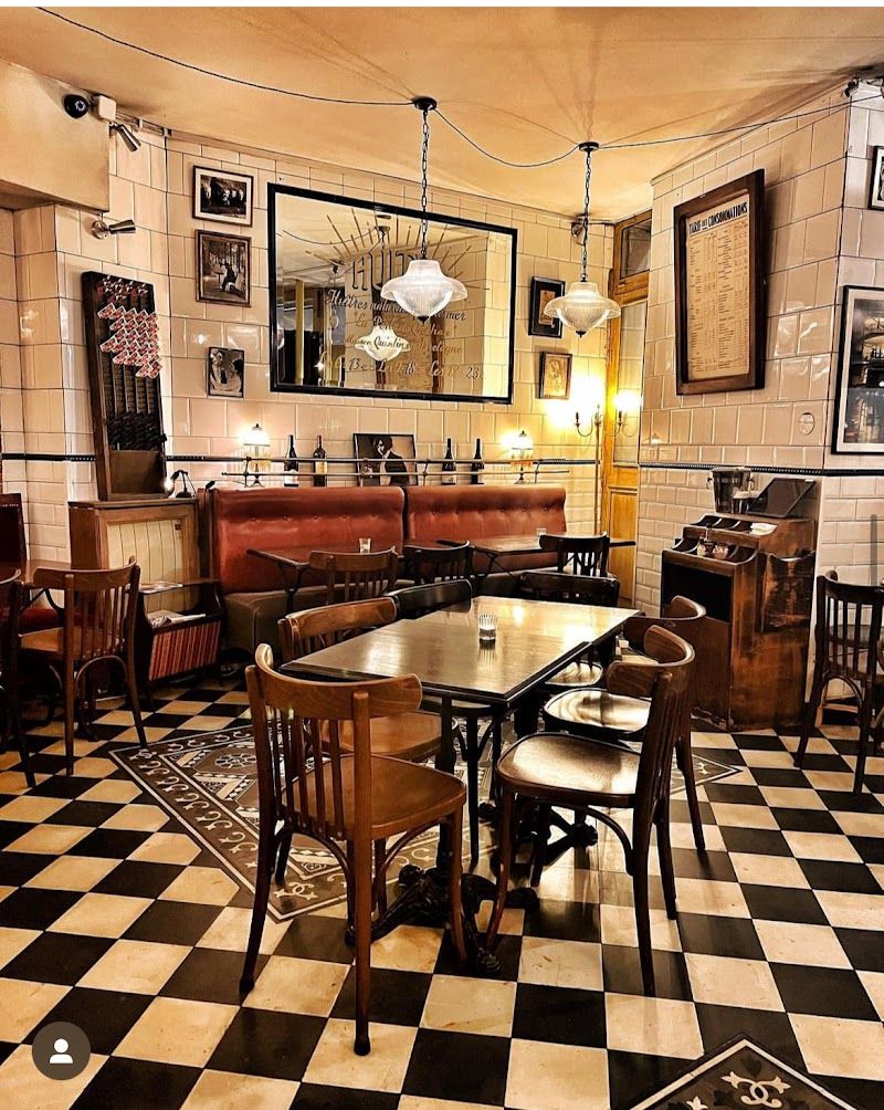 Brasserie de l'Hôtel du Nord in the city