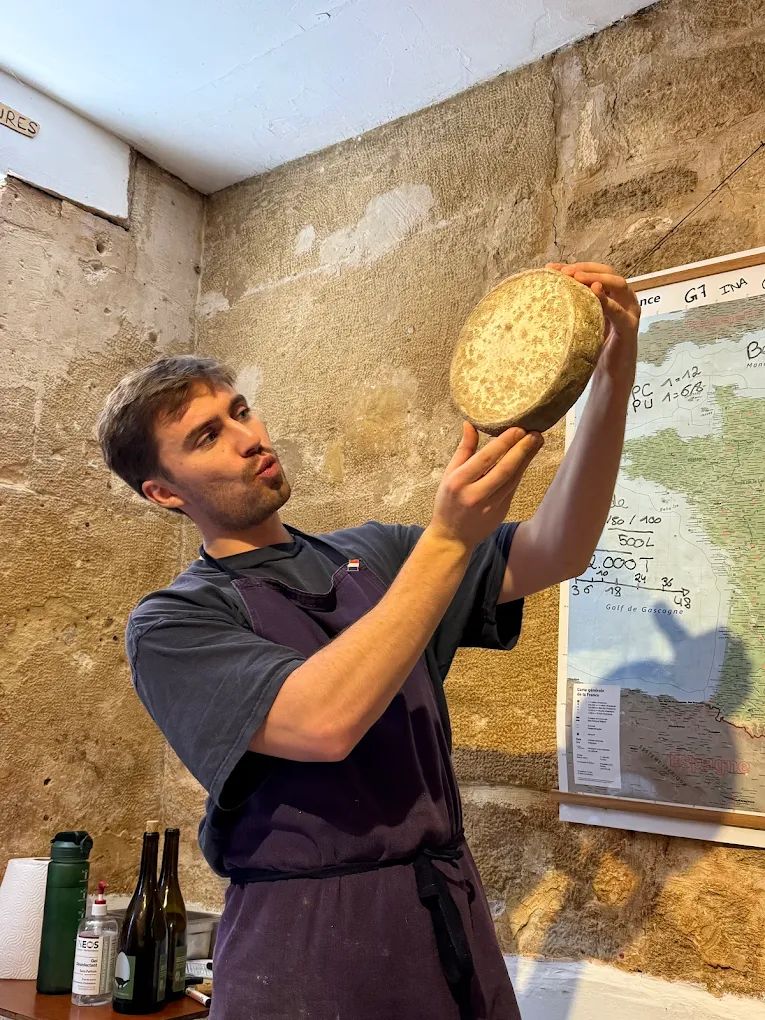 EatCheesewithMax - Wine and Cheese Tasting Paris