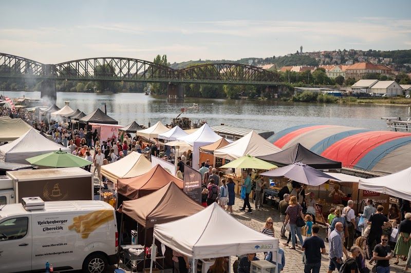 Náplavka Farmers Market