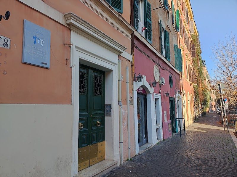Trastevere neighborhood walk