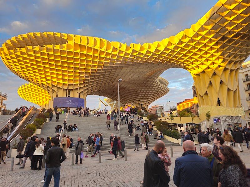 Metropol Parasol (Las Setas) in the city