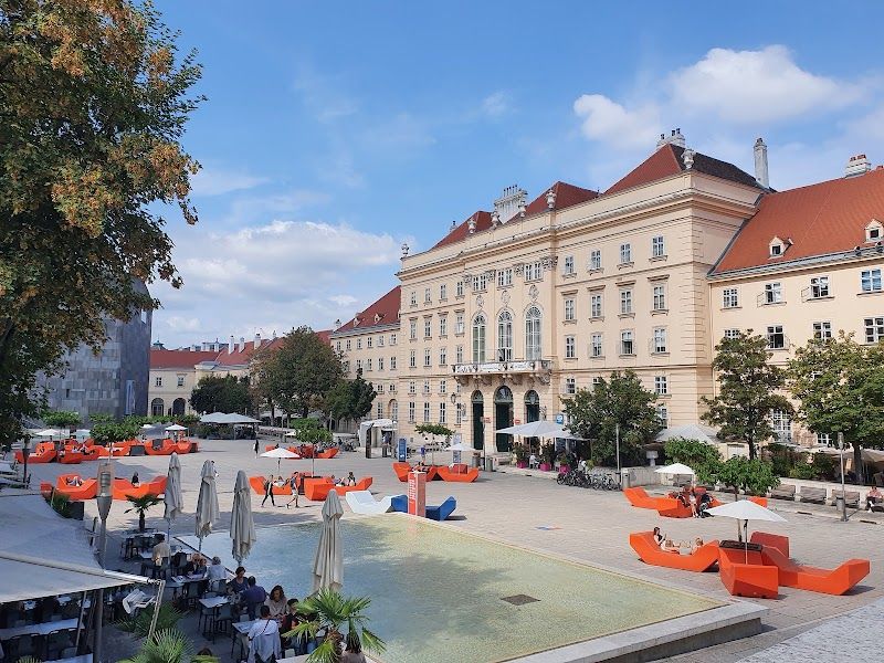 MuseumsQuartier (MQ)